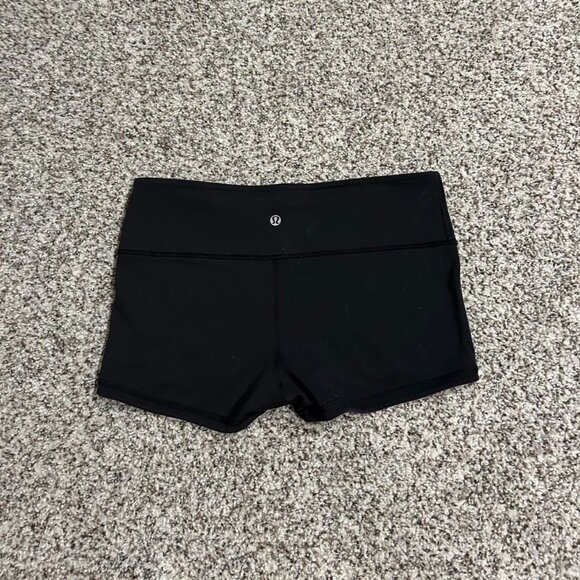 Lululemon Women's Black Shorts - Picture 1 of 4